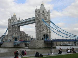 one of the famous bridges in London